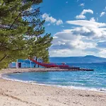 1 Bedroom Awesome In