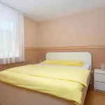 1 Bedroom Awesome In