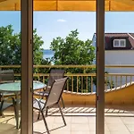1 Bedroom Awesome In *