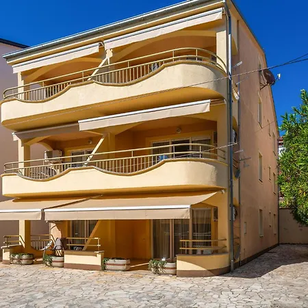 1 Bedroom Awesome In * דראמליי