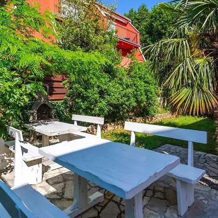 1 Bedroom Awesome In