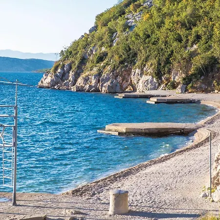 1 Bedroom Cozy In דראמליי