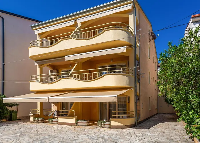 1 Bedroom Cozy In * 德拉马利